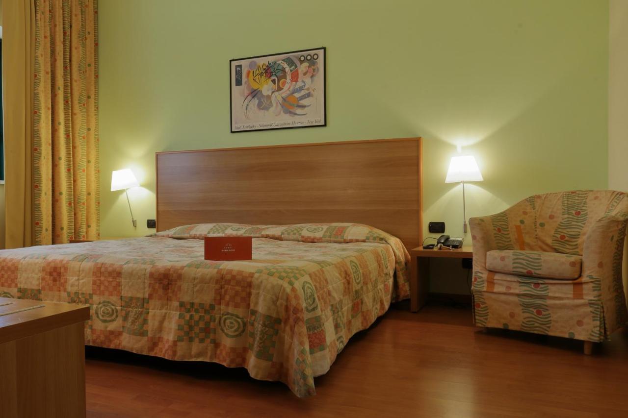 Hotel Romanisio Fossano Exteriör bild